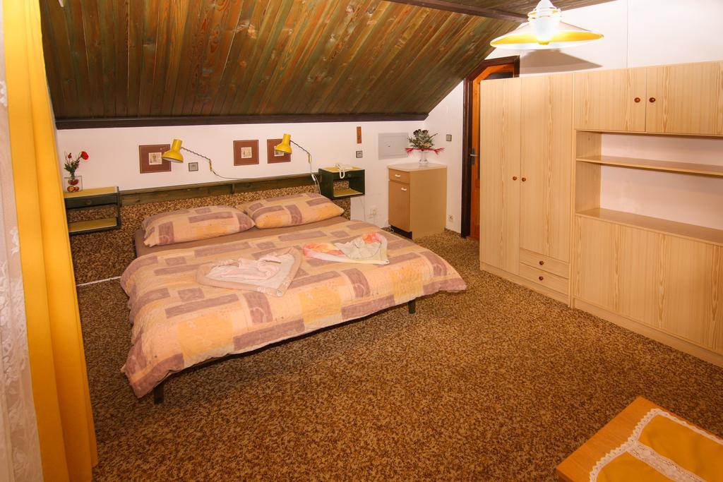 Hotel Privát - Harrachov 392 Habitación foto